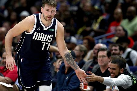 NBA: Irving und Doncic überragen beim nächsten Mavs-Sieg NBA: Irving und Doncic überragen beim nächsten Mavs-Sieg