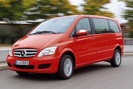 Mercedes Viano, Seitenansicht
