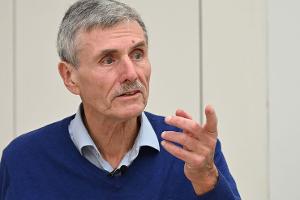 Dudenhöffer von eigenem Institut entlassen​