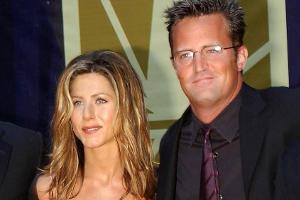 Jennifer Aniston trauert um Matthew Perry: "Ruhe, kleiner Bruder"