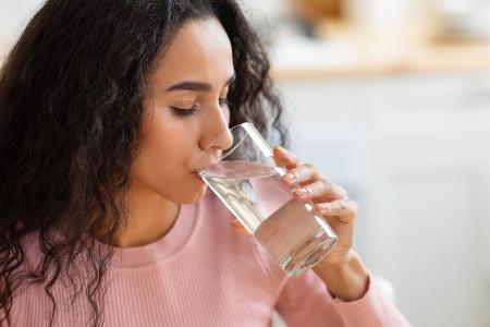 Wasservergiftung: Dann wird das Trinken von zu viel Wasser gefährlich Wasservergiftung: Dann wird das Trinken von zu viel Wasser gefährlich