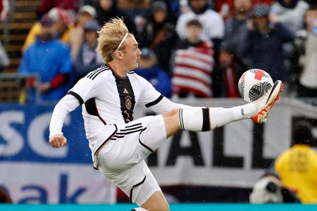 Julian Brandt (bis 82.) - Note: 4,5 - Hatte dynamische Aktionen in der Offensive, dosierte seine Pässe aber oft falsch. Häufte deshalb viele Ballverluste an. Vergab die wohl beste Chance auf das 3:3 (73.), ansonsten eher ungefährlich.
