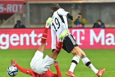 Erster Platzverweis für Leroy Sane im 402. Spiel Erster Platzverweis für Leroy Sane im 402. Spiel
