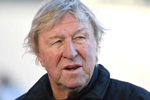 Hrubesch lässt T-Frage offen: "Qual der Wahl"