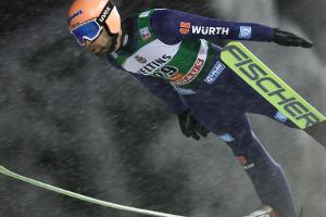 Skispringen: Paschke und Leyhe fliegen aufs Podest