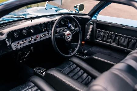Ford GT 40 Mk I road car (1966)