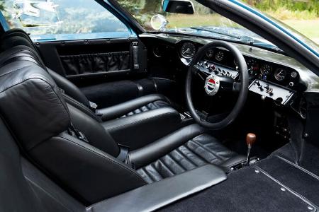 Ford GT 40 Mk I road car (1966)