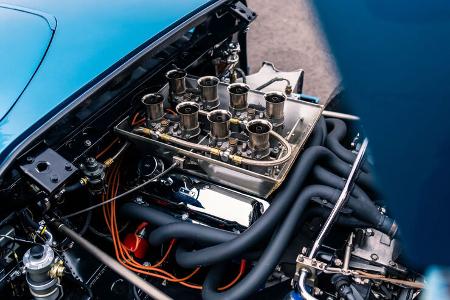 Ford GT 40 Mk I road car (1966)