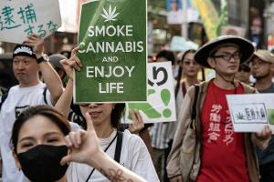 Cannabis-Skandal führt zu Auflösung von Football-Team