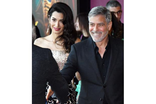 Auch George Clooney weiß Besseres mit seiner Zeit anzufangen. Er ist noch nicht mal offiziell auf Social Media vertreten, genauso wie...