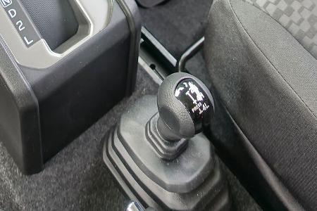 Suzuki Jimny Schneepflug Winterdienst
