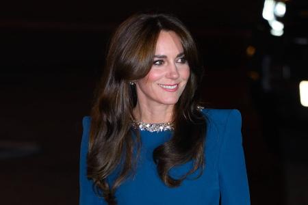 Auftritt in London: Lächelt Prinzessin Kate die Auftritt in London: Lächelt Prinzessin Kate die