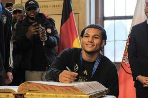 Medien: BVB will mit U17-Ass Brunner verlängern