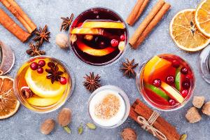 Glühwein-Alternativen: Winterliche Rezepte aus aller Welt