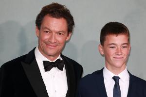 Darum wollte Dominic West seinen Sohn nicht mehr bei "The Crown"