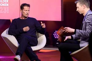 Bei Steffen Hallaschka: Til Schweigers Jahr "hatte kleinen Knick"