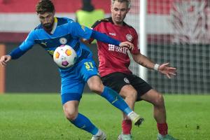 Braunschweig atmet nach Sieg in Wiesbaden auf
