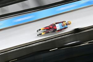 Rodeln: Langenhan startet mit klarem Sieg