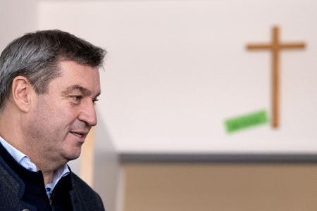 Bundesgericht verhandelt über Söders Kreuzerlass