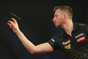 Darts-WM: Hempel gewinnt Auftakt gegen Slevin