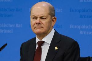 Bundeskanzler Olaf Scholz hat Corona