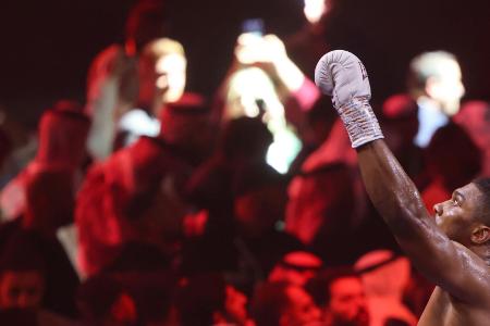 Boxen in Riad: Joshua gewinnt, Wilder verliert