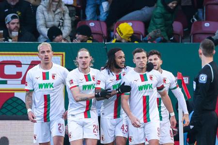 Platz 14: FC Augsburg - 37 Punkte aus 34 Spielen (48:68 Tore)