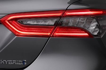 Toyota Camry Hybrid 2021