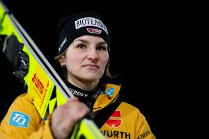 Skispringen: Rupprecht Zehnte - Prevc dominiert weiter