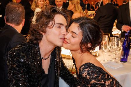 Timotheé Chalamet und Kylie Jenner: Intimer Kuss bei den Golden Globes Timotheé Chalamet und Kylie Jenner: Intimer Kuss bei den Golden Globes