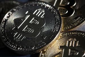 Bitcoin erstmals seit April 2022 über 45.000 US-Dollar