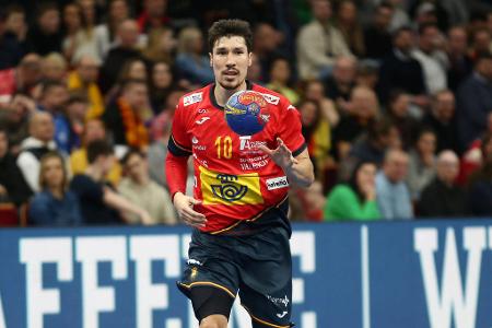 Platz 3: Spanien - Das letzte Mal, dass Spanien bei einer EM nicht auf dem Podest stand, ist zwölf Jahre her. Standesgemäß schicken die Südeuropäer eine sehr routinierte und abgezockte Mannschaft ins Turnier. Gerade in knappen Spielen hat sich die Erfahrung oft als entscheidender Faktor erwiesen. Auch 2024 ist wieder mit den Spaniern zu rechnen.