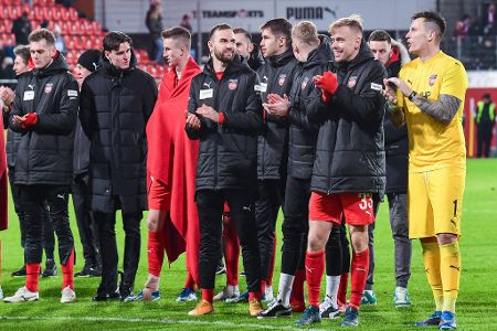 Platz 6: 1. FC Heidenheim (Tatsächlicher Platz: 9) - 10 Punkte aus den letzten fünf Spielen | U, N, S, S, S