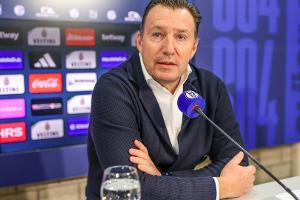 "Blaues Blut": Wilmots will Schalke in die Bundesliga führen