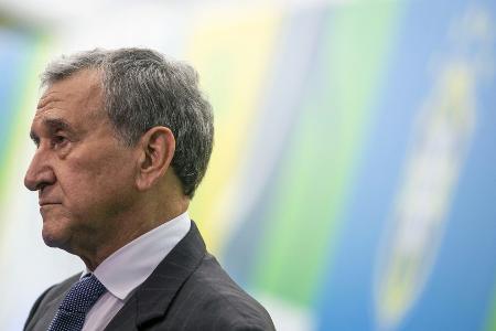Parreira kämpft gegen bösartigen Tumor Parreira kämpft gegen bösartigen Tumor