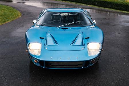 Ford GT 40 Mk I road car (1966)