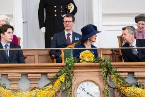 Im Parlament: Christian absolviert ersten Termin als Kronprinz