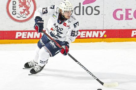Nackenverletzung: Adler-Profi Ennis hört auf Nackenverletzung: Adler-Profi Ennis hört auf