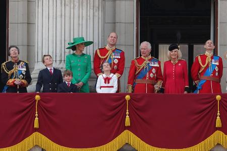 Ohne Charles, William und Kate: Was passiert jetzt bei den Royals? Ohne Charles, William und Kate: Was passiert jetzt bei den Royals?