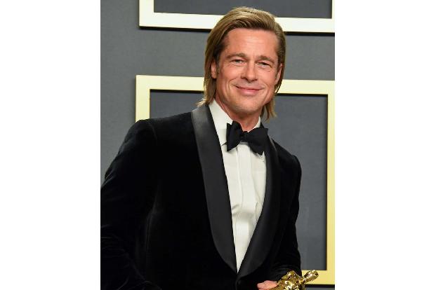 So ganz abgelegt hatte Brad Pitt seine laxe Haltung gegenüber seiner eigenen Körperhygiene aber auch Jahre später nicht. Er habe keine Zeit zu duschen, soll er Regisseur Eli Roth einst anvertraut habe ...