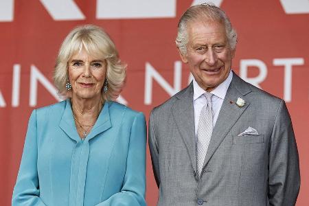 Operation von König Charles III.: Camilla sagt, es geht ihm gut