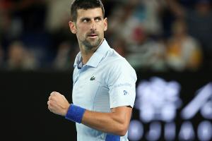 Melbourne: Djokovic im Eiltempo weiter - Sinner souverän