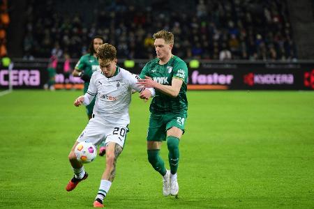 Augsburg nutzt Gladbachs Winterschlaf Augsburg nutzt Gladbachs Winterschlaf