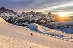 Sportlich durch die Nachsaison: Pistenvergnügen bis nach Ostern