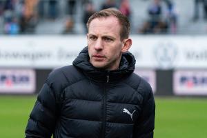 Kiel installiert Direktor Lizenzfußball - und holt Stürmer