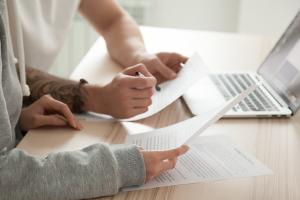 Internetprovider wechseln: Woran Verbraucher denken sollten