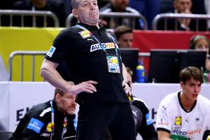 Gislason scherzt: "Bin über das Holzbein gestolpert"