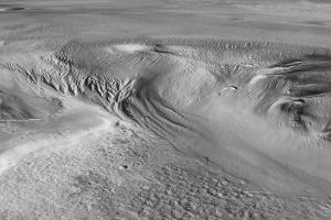 Sondendaten: Womöglich riesige Eismassen auf dem Mars 