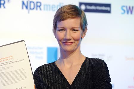 ...nachdem sie bei den Golden Globes noch leer ausgegangen war? Das französische Justizdrama ist auch als bester Film nominiert. Die Konkurrenz ist stark, so tritt sie unter anderem gegen...