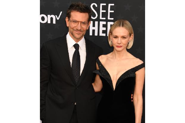 Seine Filmpartnerin Carey Mulligan ist nominiert, und auch Bradley Cooper selbst darf sich wieder Hoffnungen machen: Neun Mal war er bereits für einen Oscar nominiert, klappt es endlich mit 'Maestro'?